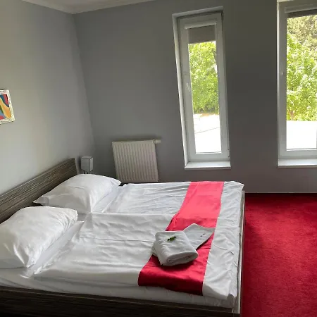 Olympia מלון 3*