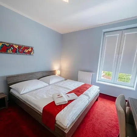 Hotel Olympia 3*