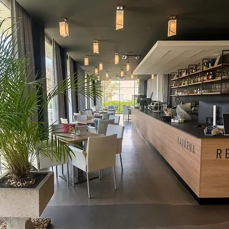 Olympia Hotel 3*