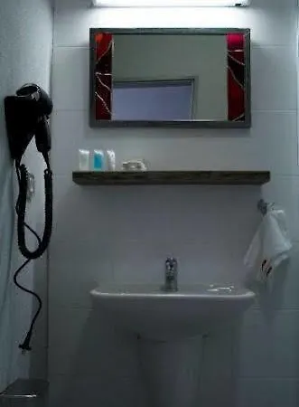 Olympia Hotel 3*